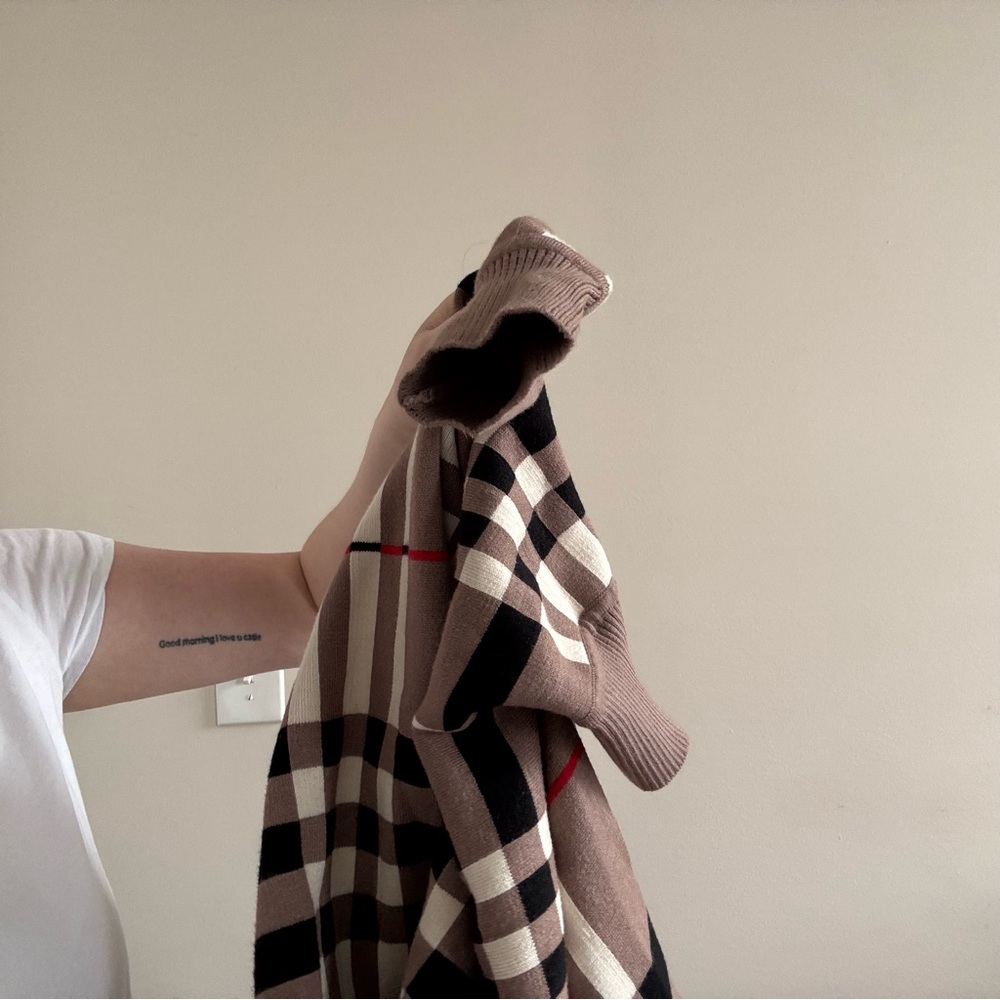 Check Plaid Soft Shawl Scarf Wrap w/ Arm holes Neutral Plaid Print - Picture 2 of 7